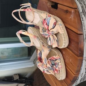 Loeffler Randall Pleated Bow Wedges 8